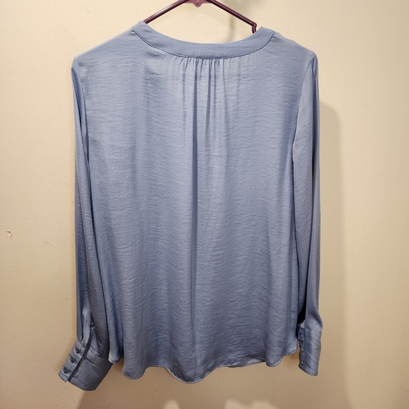 Maison D' Amelie Long Sleeve Pullover V Neck Blouse size M - Picture 2 of 13